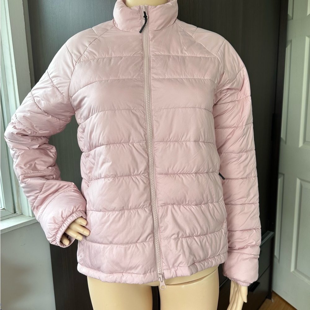 Everlane pink light weight puffer jacket size small
